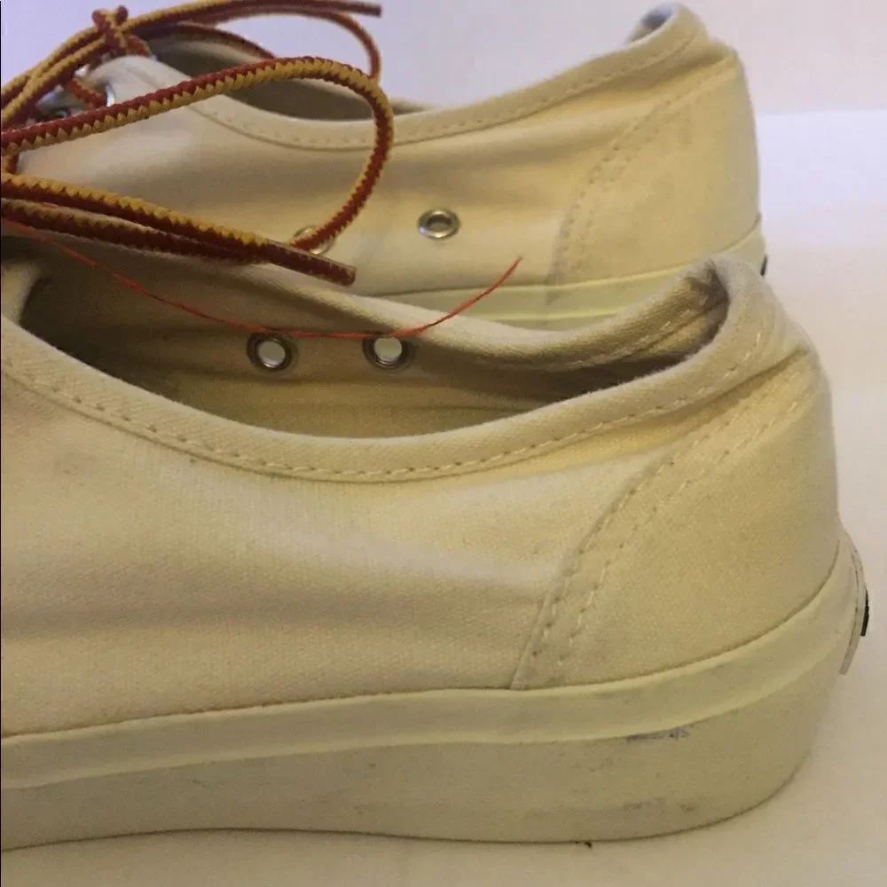 American Eagle Outfitters Boat Shoe
